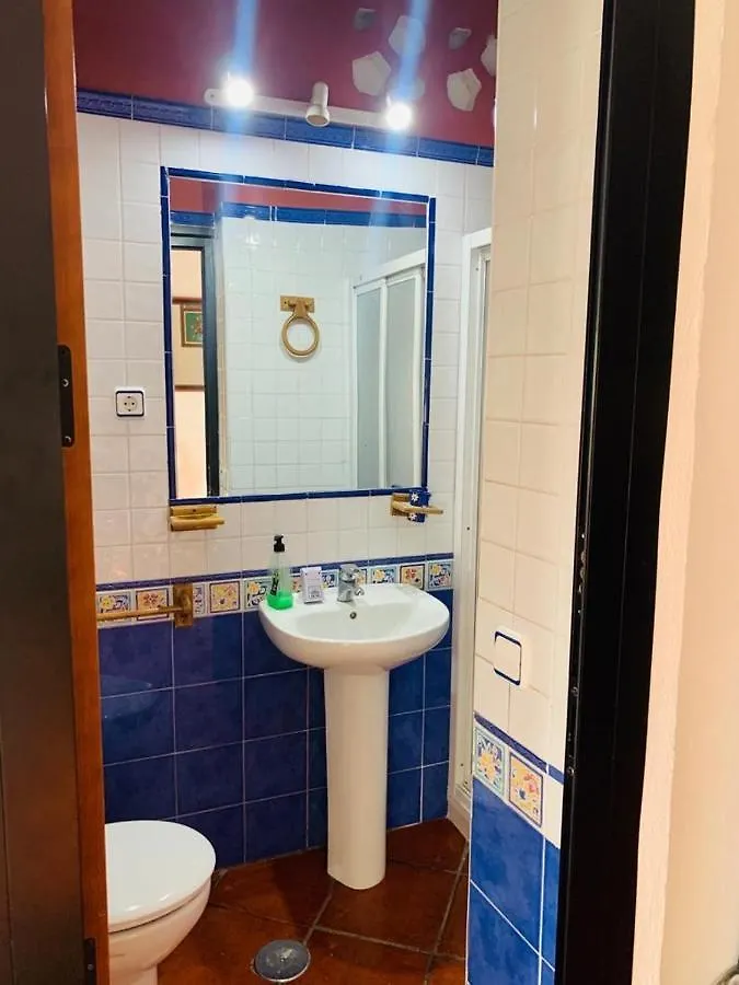 בית כפרי בית הארחה מונטקורטו 	El Mirador